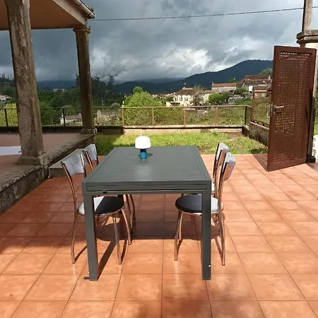 Agradable Casa Con Chimenea En Mondariz-Balneario